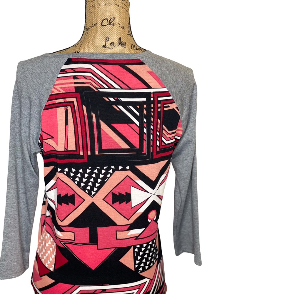 LuLaRoe Randy Baseball T Shirt Womens XS Multicolor Geometric 3/4 Sleeve Crew - Picture 6 of 11